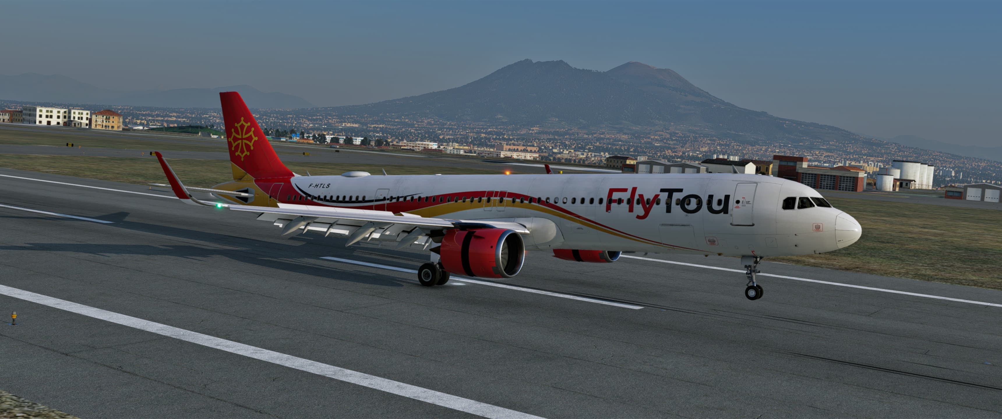 Airbus A321 FlyTou Virtual en approche sur Naples